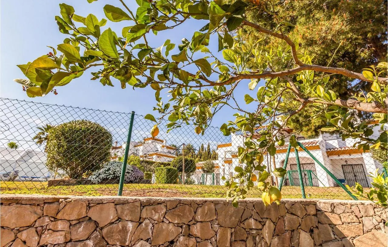 1 Bedroom Pet Friendly Apartment In Alcaucin 0*,  Spain